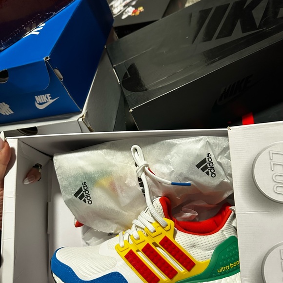 Adidas x LEGO Ultraboost White Sneakers BRAND NEW. never taken out of the box - Picture 1 of 3
